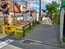 龍安寺駅嵐山行スロープ